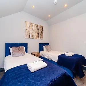  Apartment Flash Sale Centre Seafront 2 Bedroom Flat Bn112shp5a